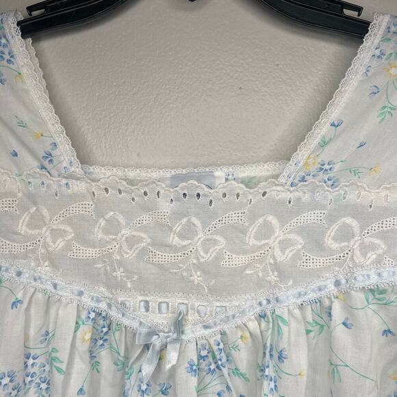 VTG Bed & Breakfast New York Women's Med Short Sleeve Sleep Gown Floral Lace - Picture 3 of 8